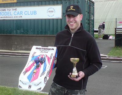 Richard Hicklin wins UK 1/8th Nats Rd3