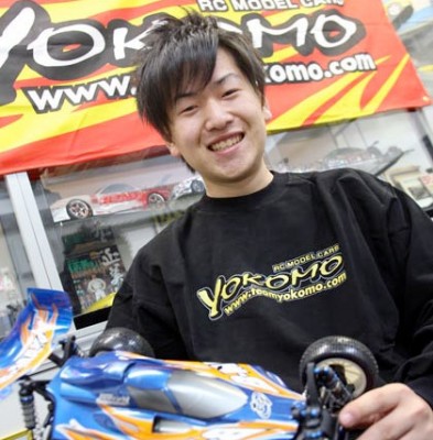 Yokomo sign World Champion Hayato Matsuzaki
