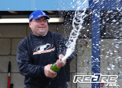 Mark Green wins Dutch 1/8th GP