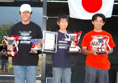 Fukuda & Matsuda win Japanese 200mm titles