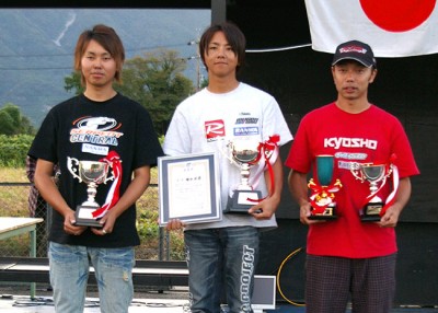 Fukuda & Matsuda win Japanese 200mm titles