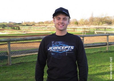 Elliot Boots signs for JConcepts