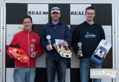 Rombouts gets title defence of to perfect start