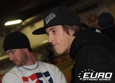 Evans take first EOS 2WD Buggy A-Main