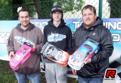 Jefferies & Smith win rain hit BRCA Rd2