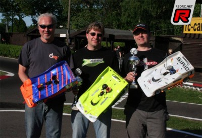 Puepke & Schewiola lead Nitro West Masters after Rd2