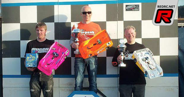 Michael Salven wins German-West 1/8th Rd1