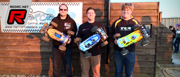 Darren Bloomfield wins at BRCA Truggy nats Rd1