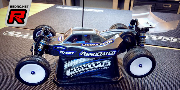 JConcepts B5M Silencer bodyshell