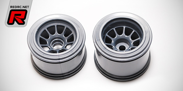 Sweep Formula 1 wheels for rubber tyres