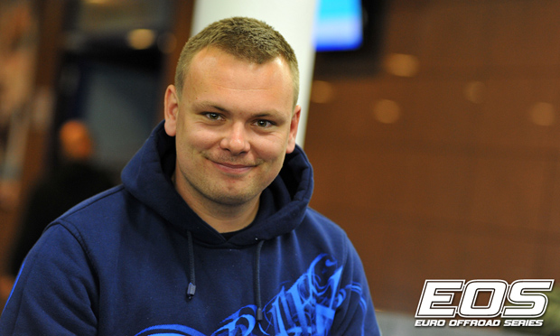 Bayer fastest in 4WD Practice