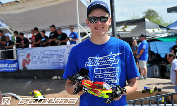 Neumann takes Q1 of 4WD Buggy at Cactus