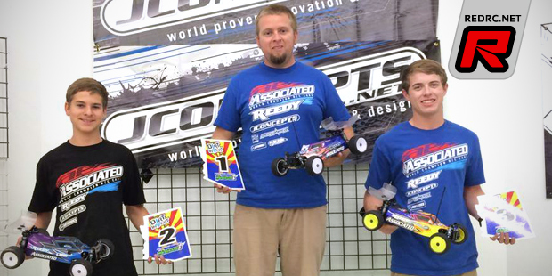 Ryan Maifield doubles at 2014 Dirt Invert