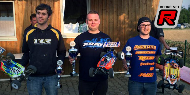 Martin Bayer wins 1/8th buggy in Senden