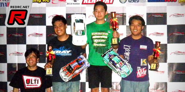 Nicholas Lee TQ's & wins at Indonesian Merdeka Race