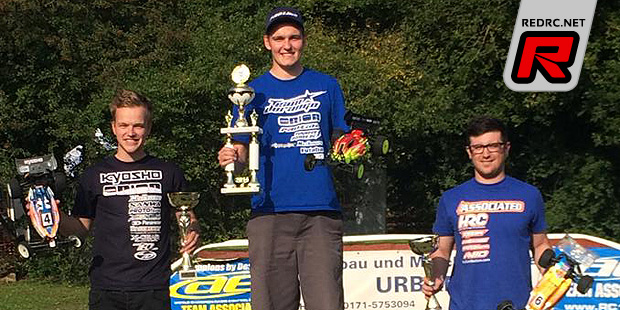 Jörn Neumann wins at German 1/10th 2WD nationals