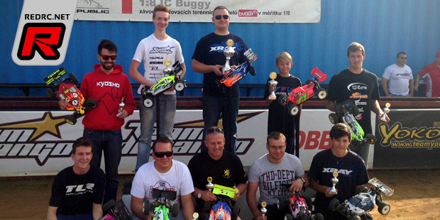 Martin Bayers doubles at Czech 1/8th buggy champs