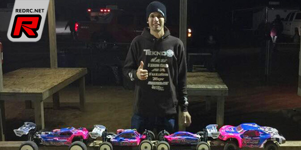 Ryan Lutz takes 3 classes at 2014 Fall Brawl