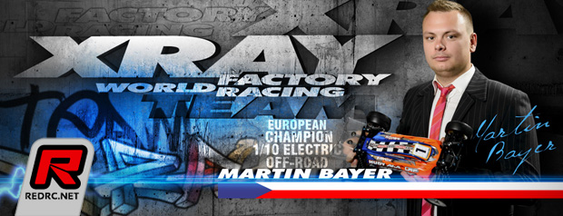 Martin Bayer renews with Xray