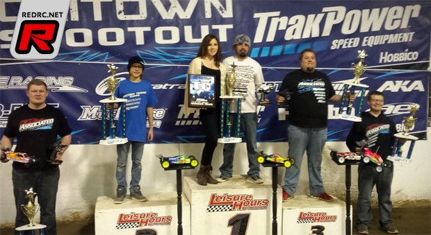 Travis Amezcua takes 2wd at 2015 Chi Town Shootout