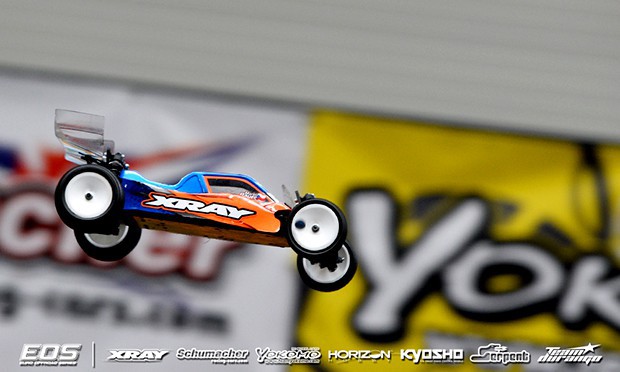 Bayer tops timed 2WD practice at EOS finale