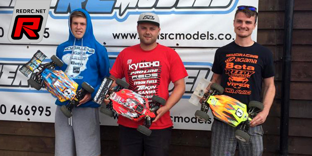 Elliott Boots grabs BRCA 1/8th E-Buggy Championship