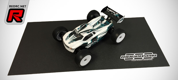 Mugen Seiki anti-slip pit mat