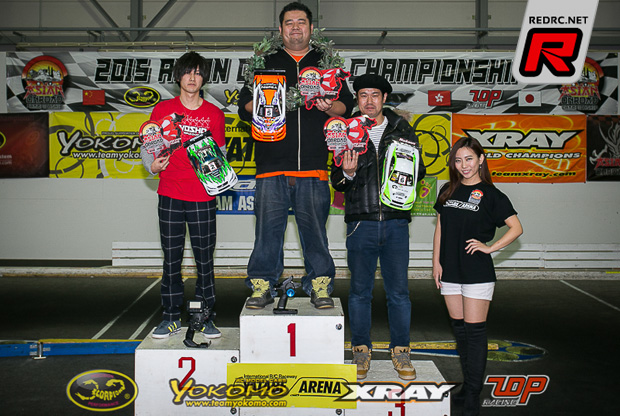 Ronald Volker dominates AOC finale