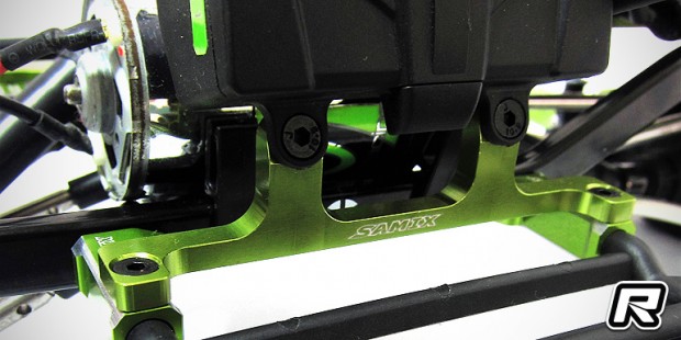 Samix SCX10 side receiver box mount