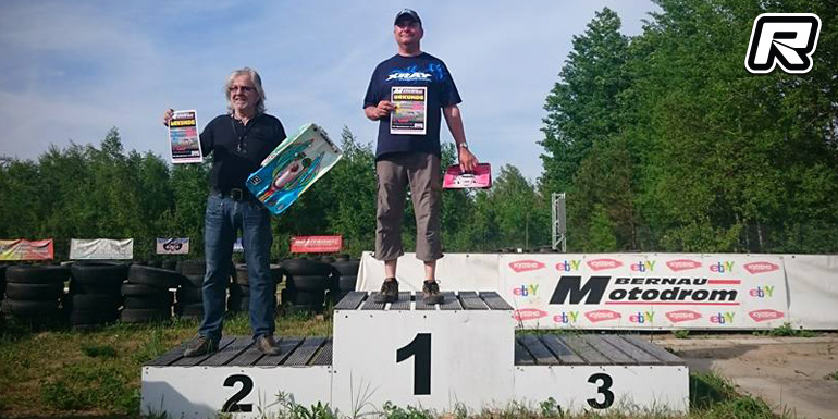 Stefan Schulz doubles at East German regionals Rd1