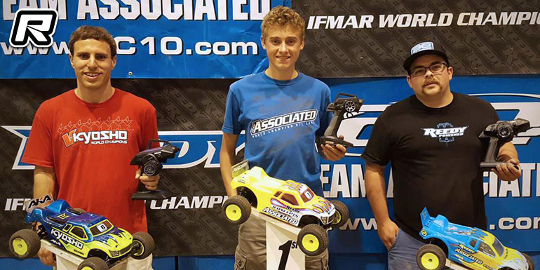 Rinderknecht & Vanderbeek sweep Summer Series Rd3