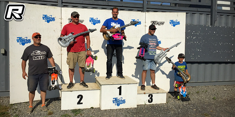 Jamie Grayek TQs & wins at Party Rock Cash Race